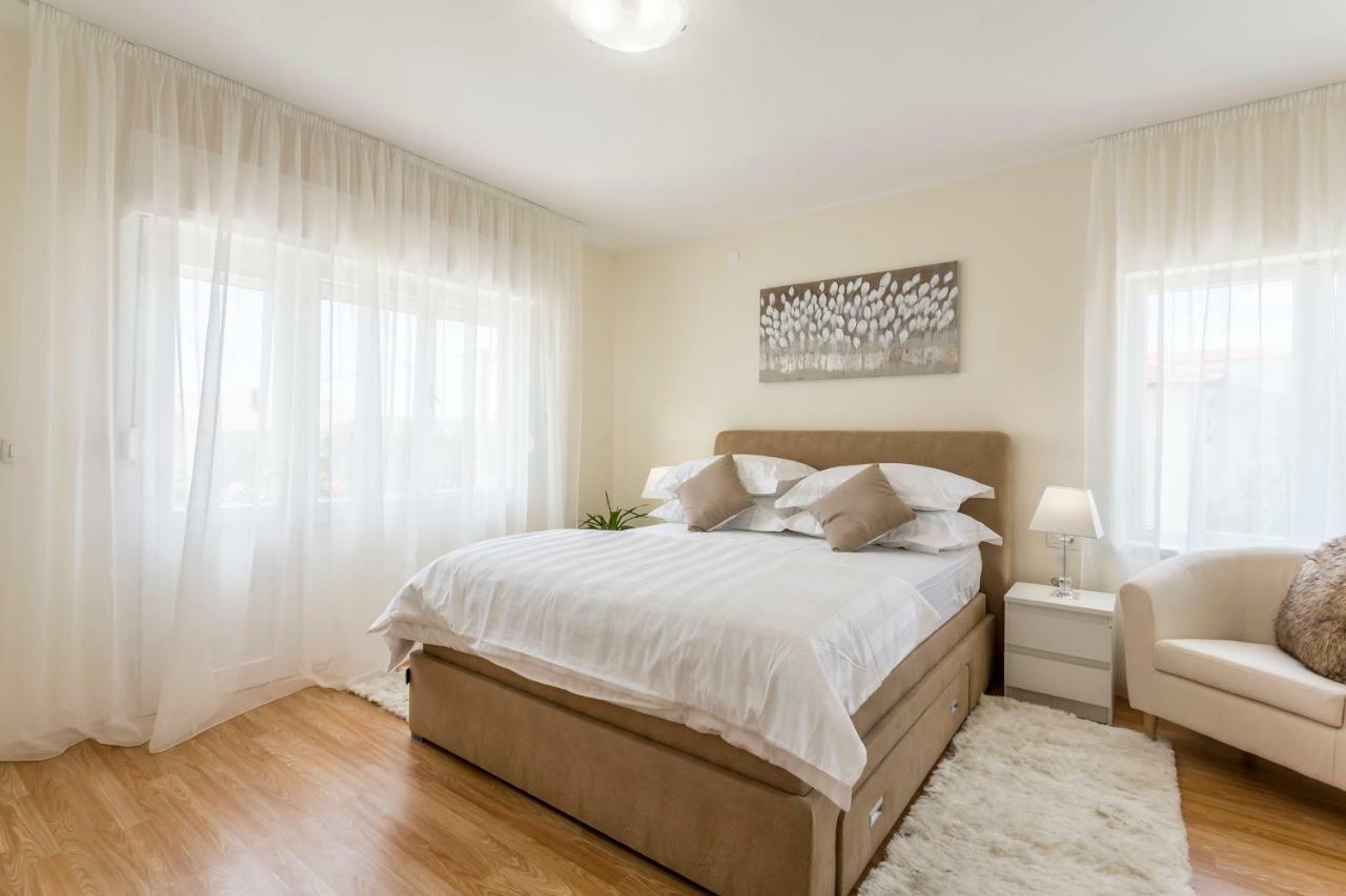 Mise Luxury Apartments Kaštela Kültér fotó