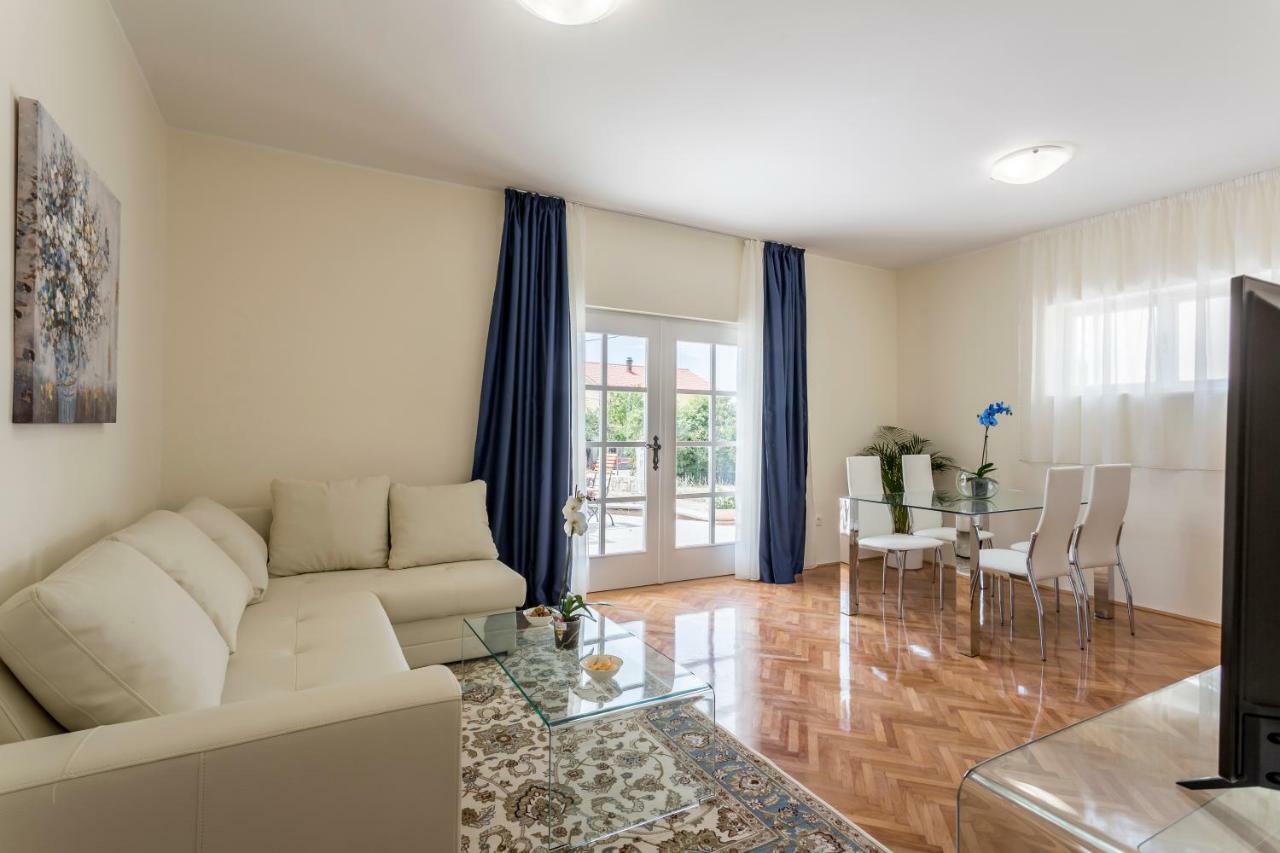 Mise Luxury Apartments Kaštela Kültér fotó