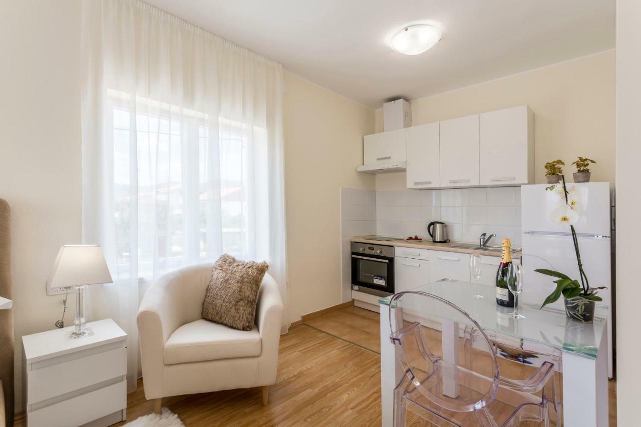 Mise Luxury Apartments Kaštela Kültér fotó