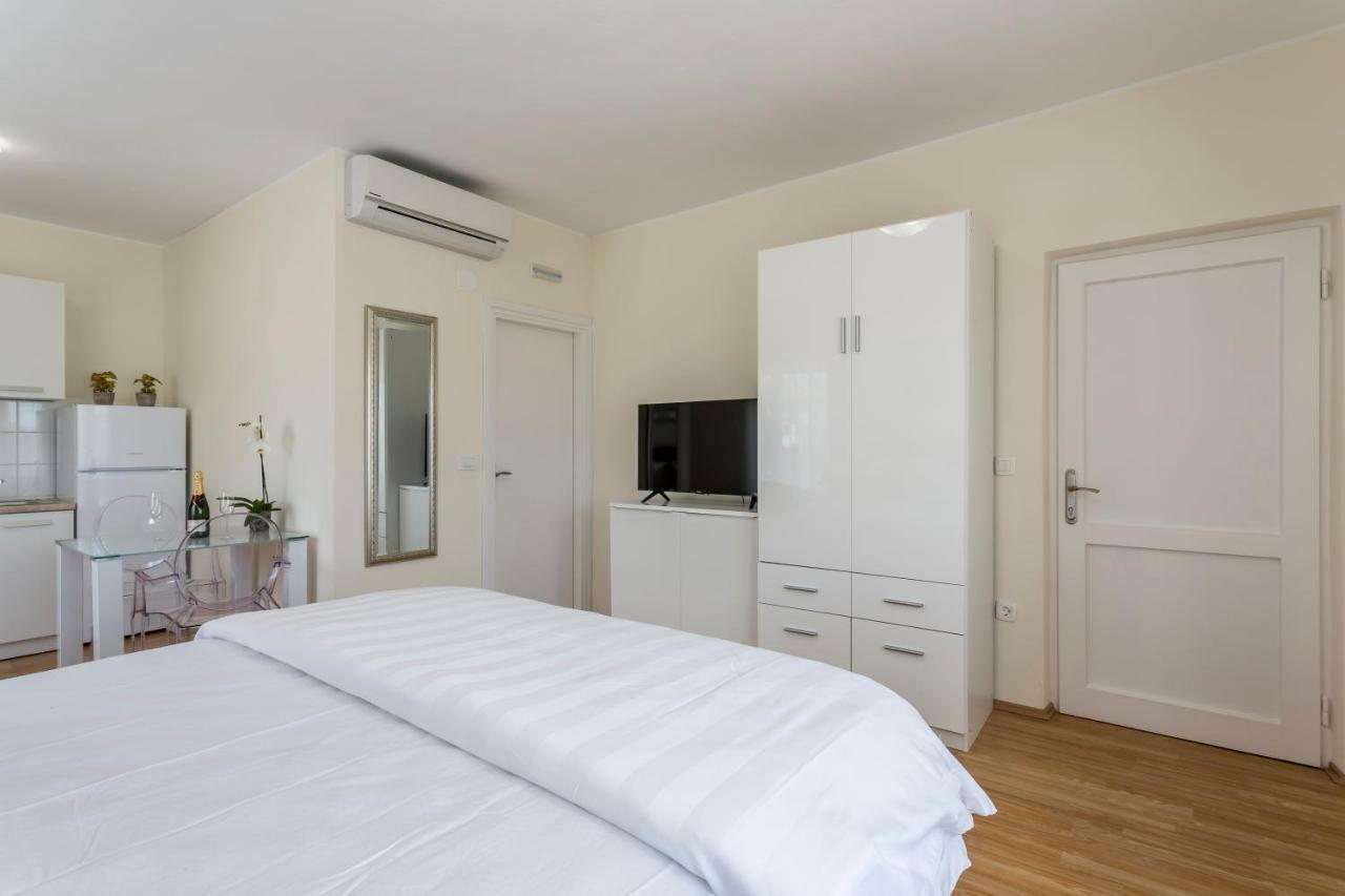 Mise Luxury Apartments Kaštela Kültér fotó